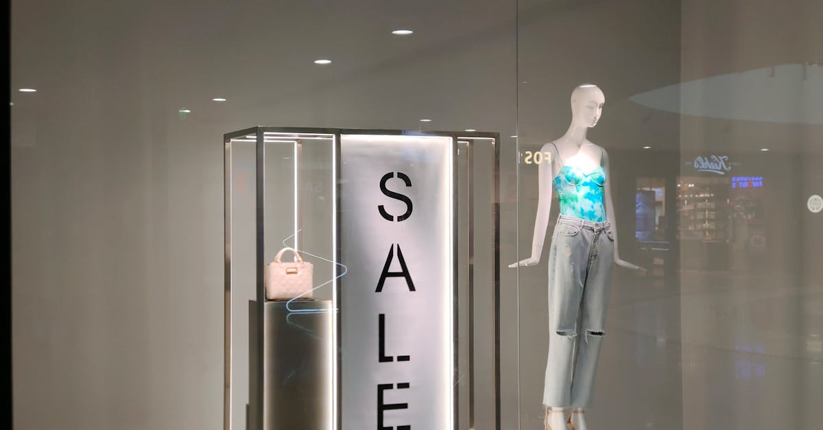 consumer spending illustration