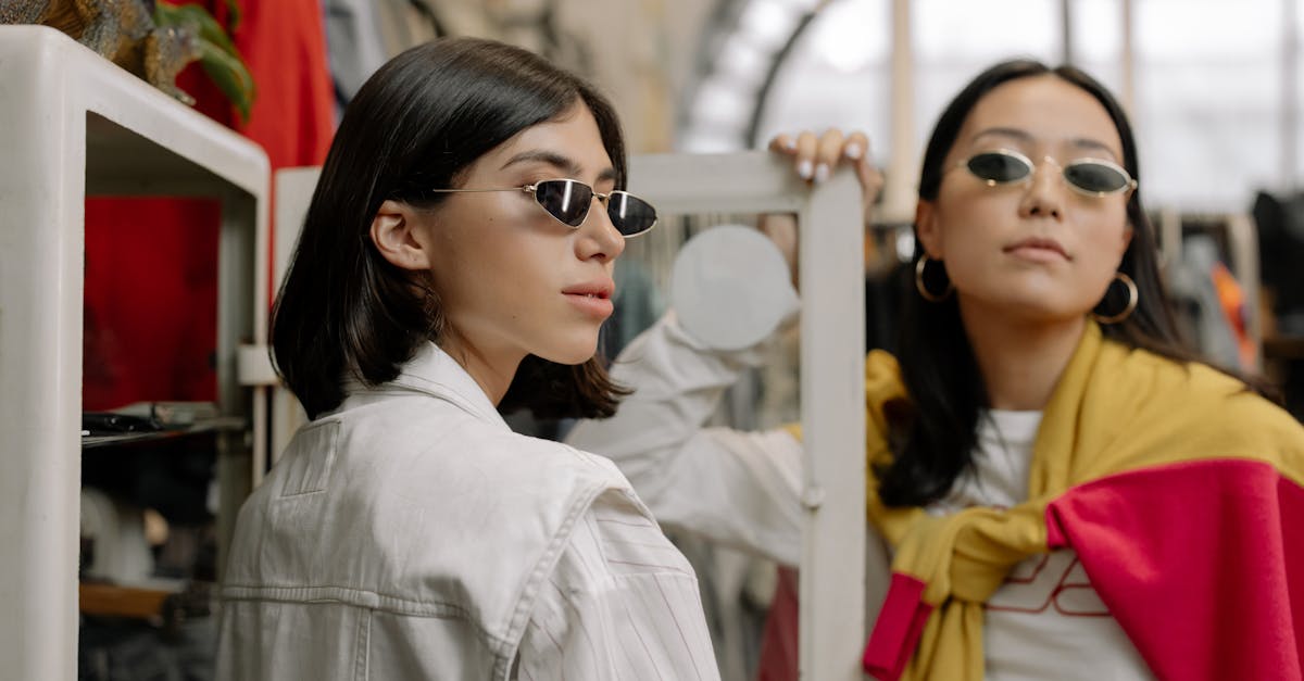 consumer spending illustration