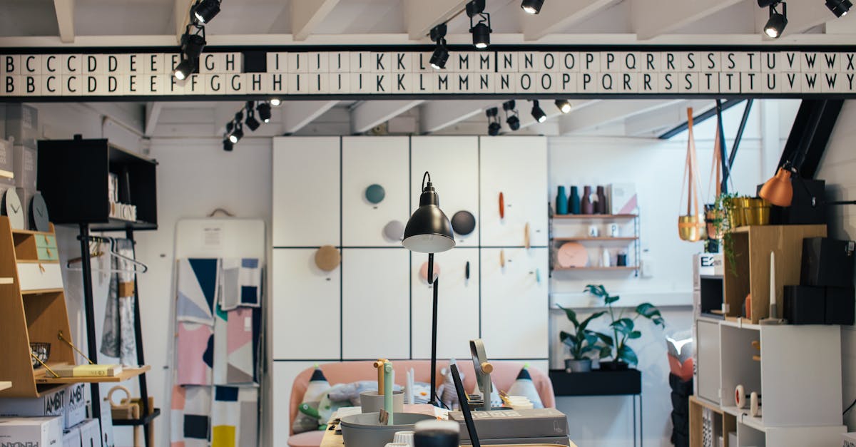 consumer spending illustration