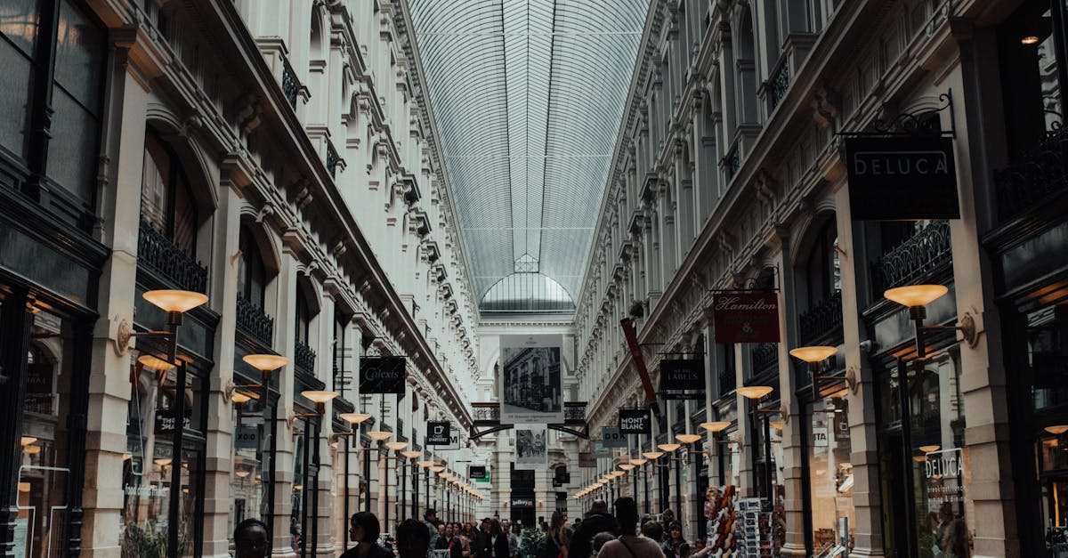 consumer spending illustration