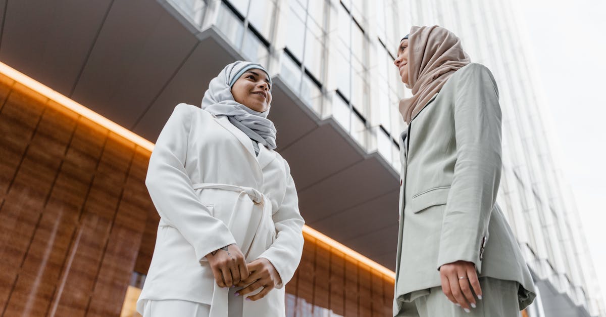 immigration economy illustration