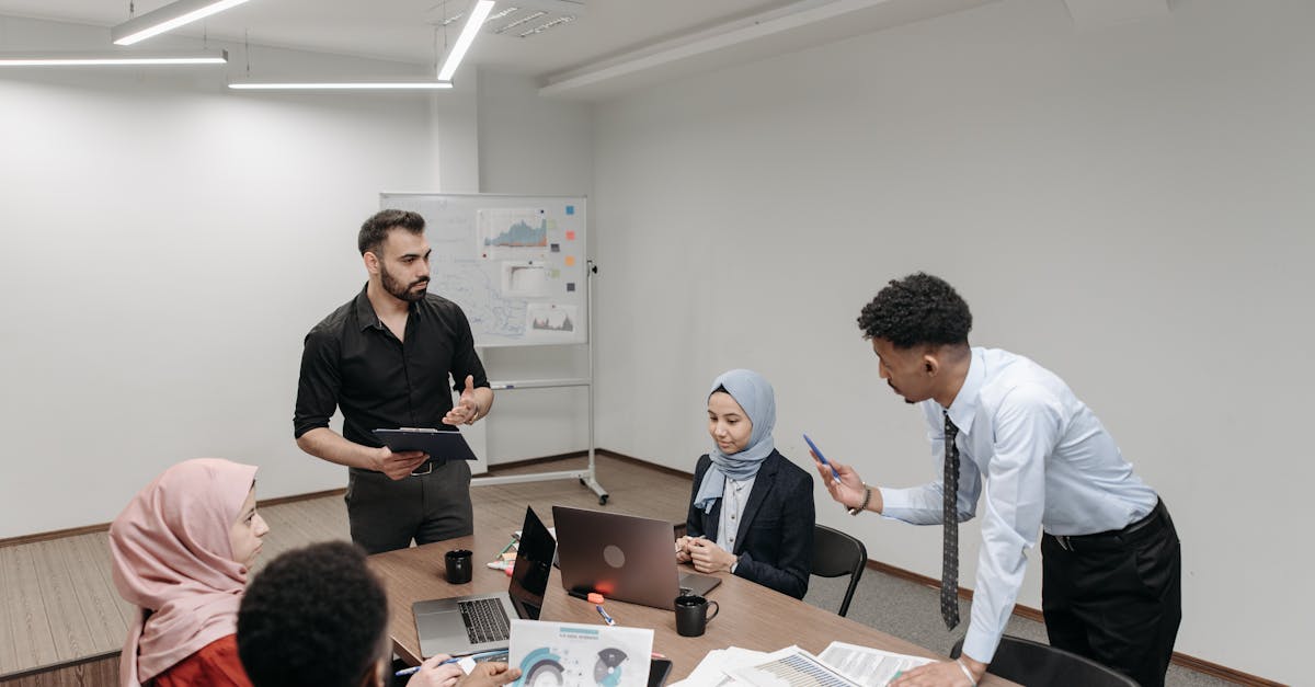 immigration economy illustration