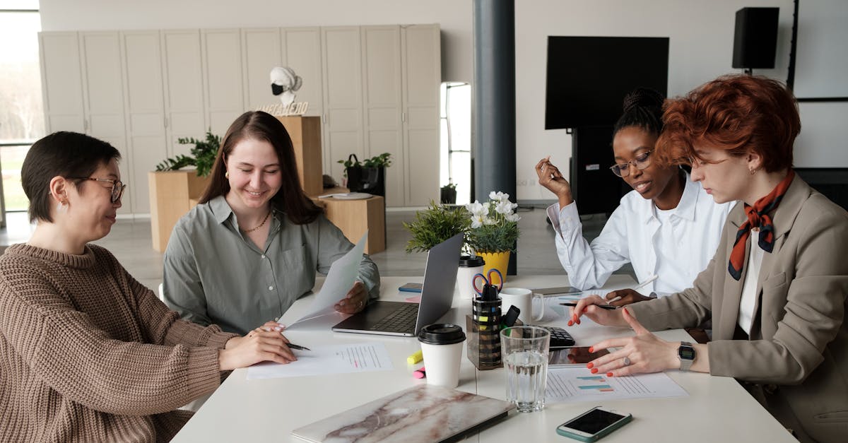 labor market illustration