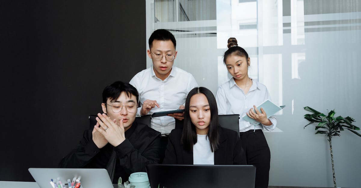 labor market illustration