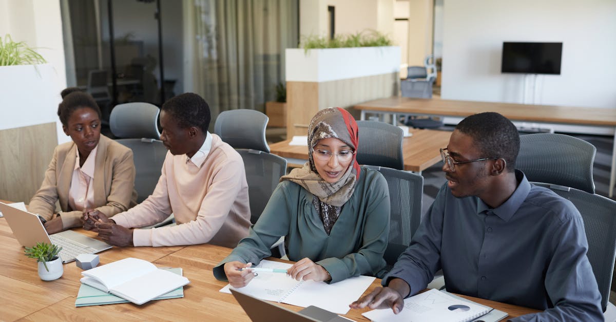 labor market illustration