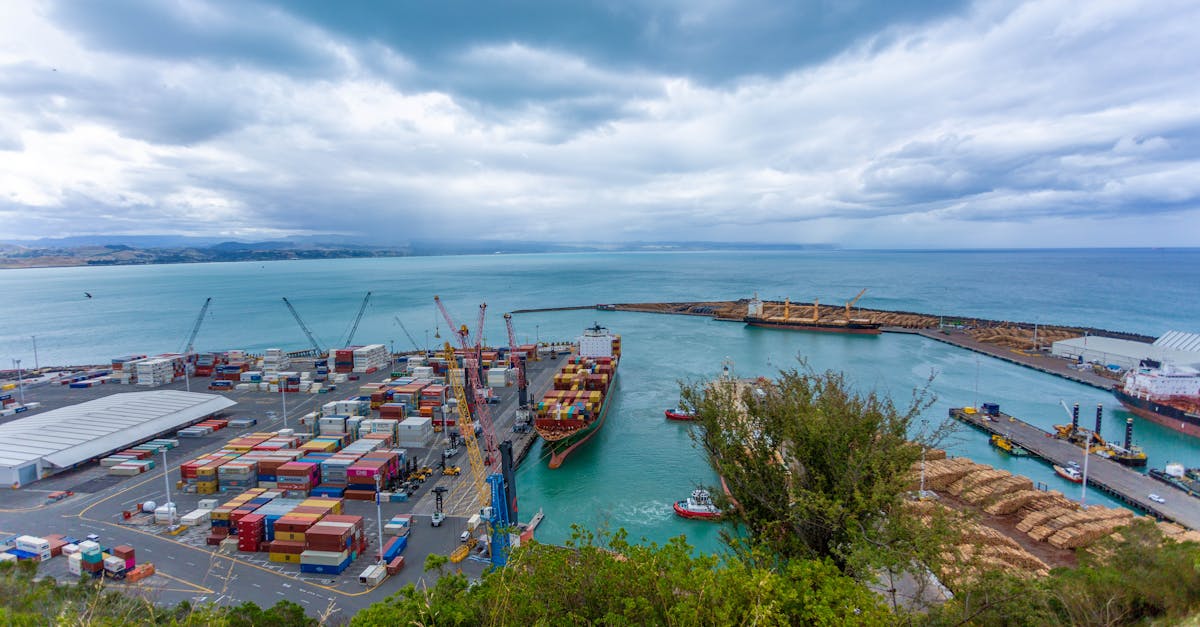 trade balance illustration